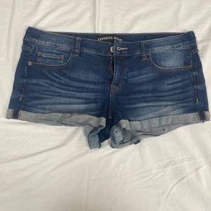 Express low rise size 12 jean shorts